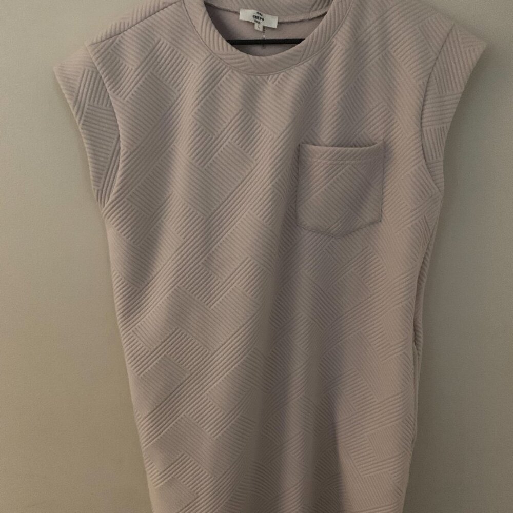 New Entro Sz L Tan Dress